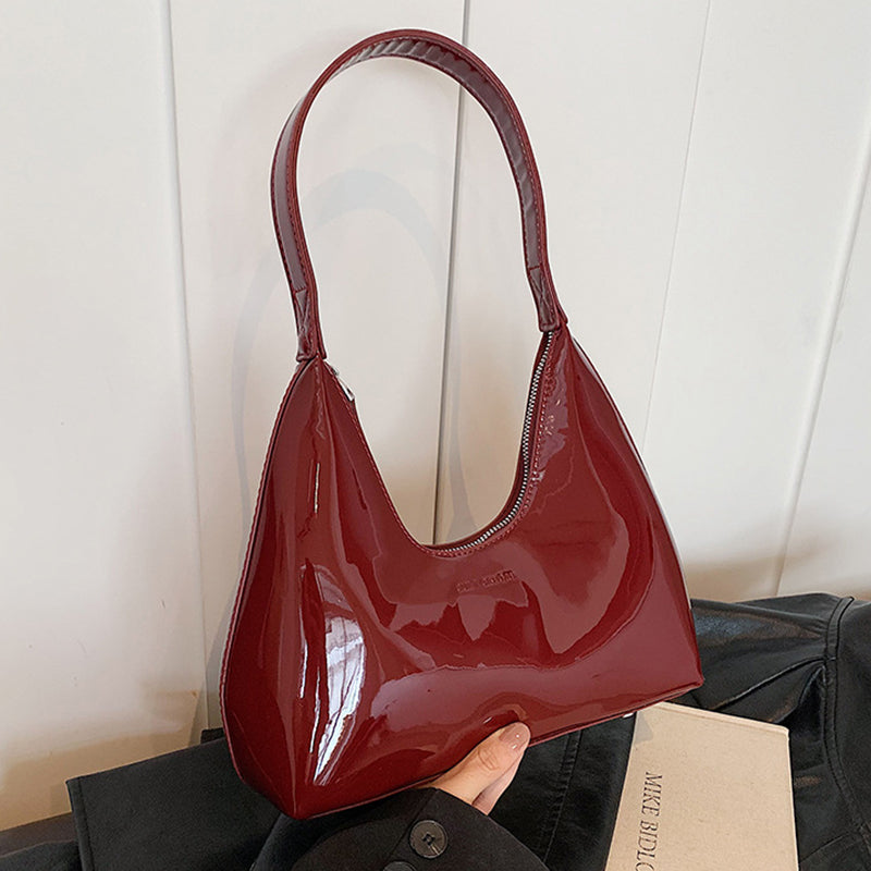 A Vintage Style Bag with Delicate Timeless Details