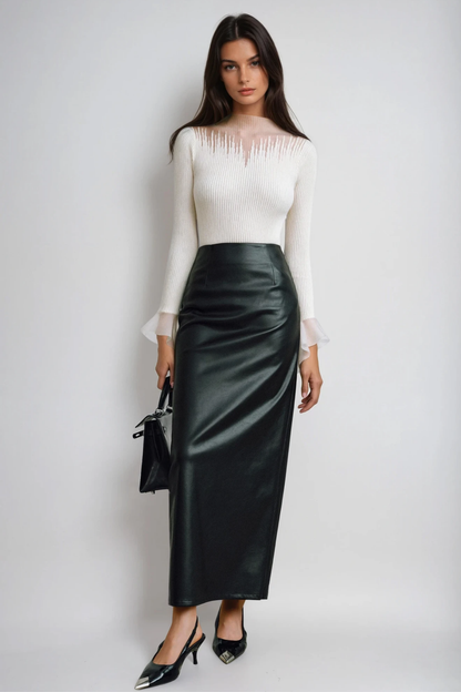 Polished Top with an Effortless Classic Look