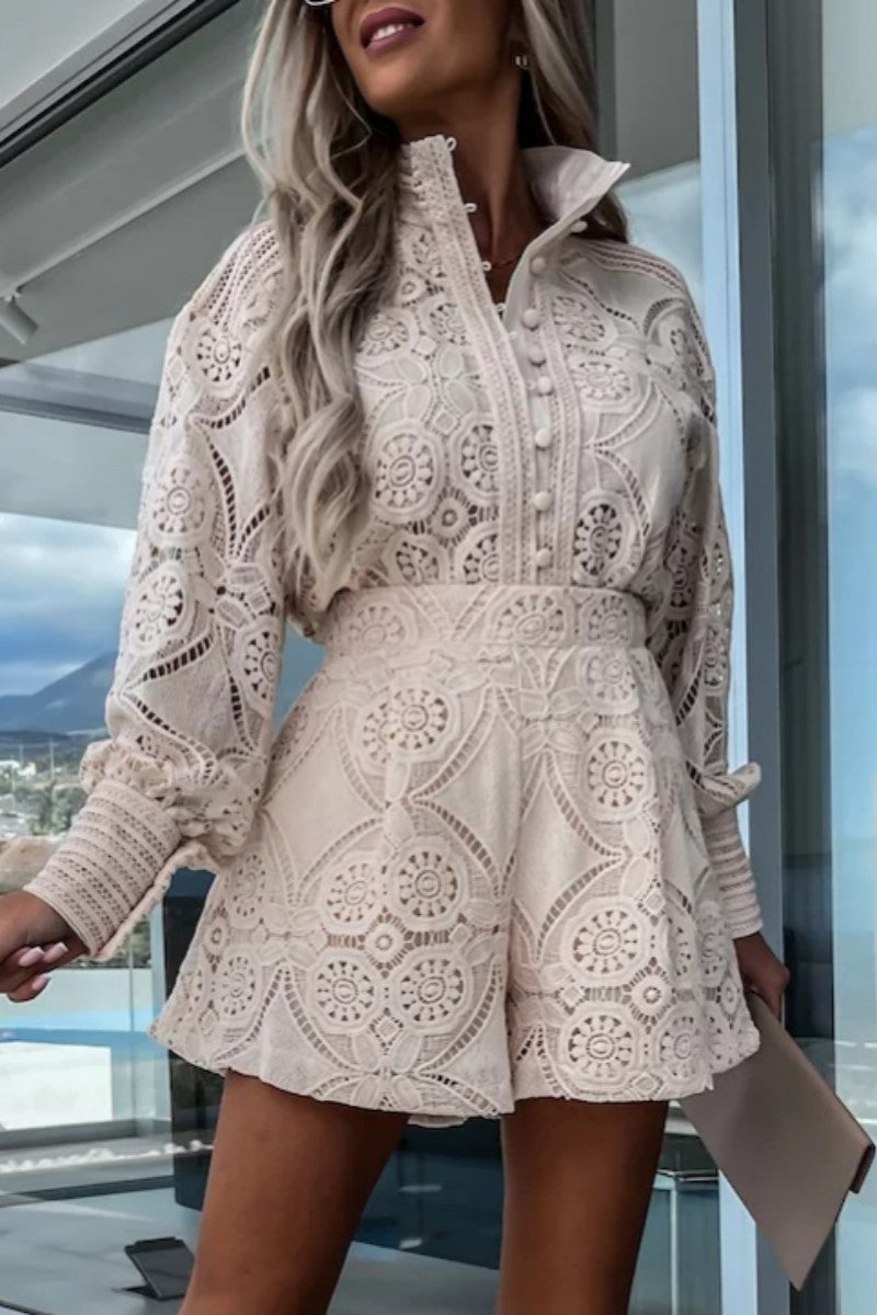 Effortlessly Elegant Garment with a Timeless Design