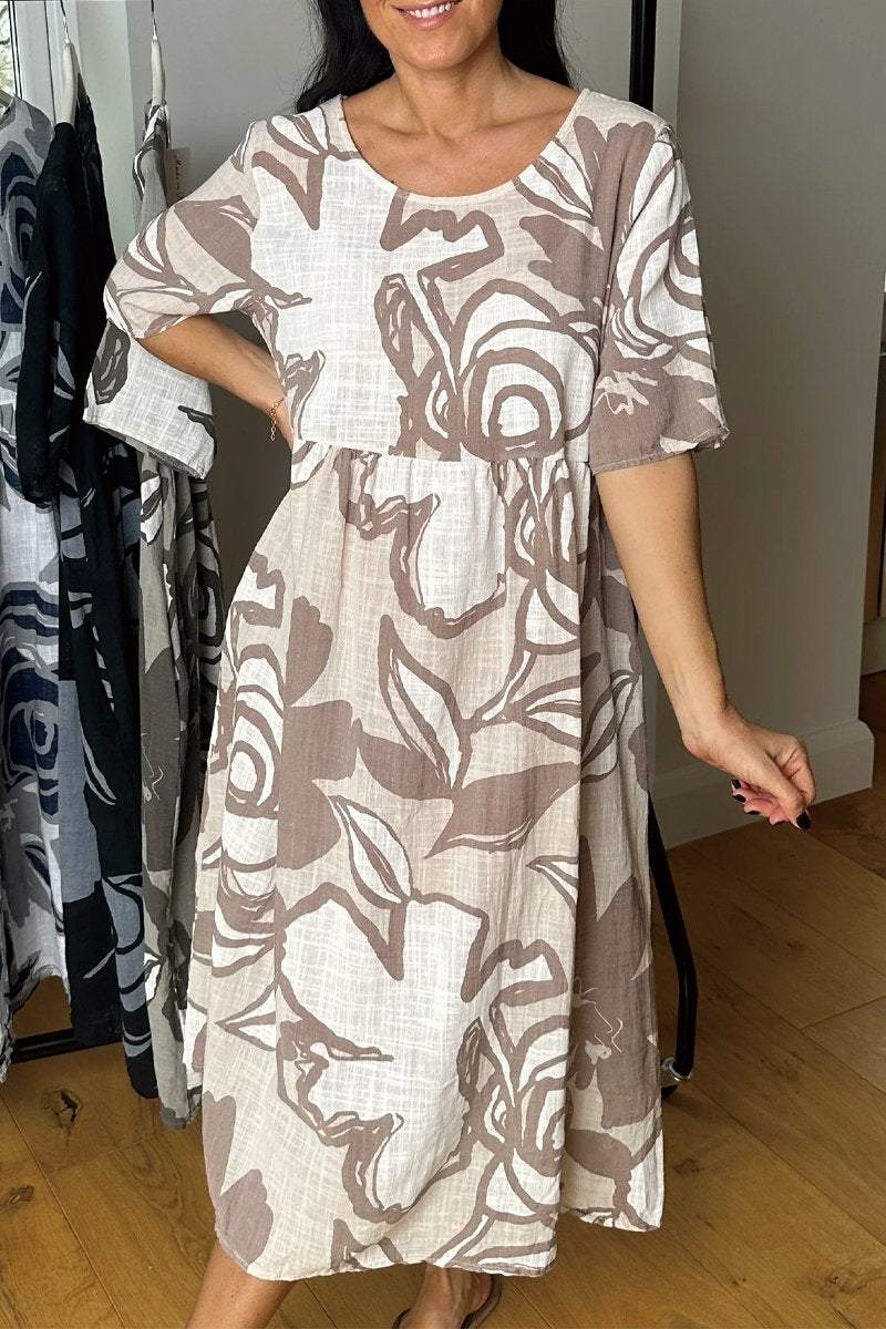 Sophisticated Dress with a Clean Classic Look