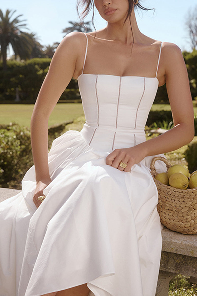 Well Tailored Dress with a Graceful Silhouette