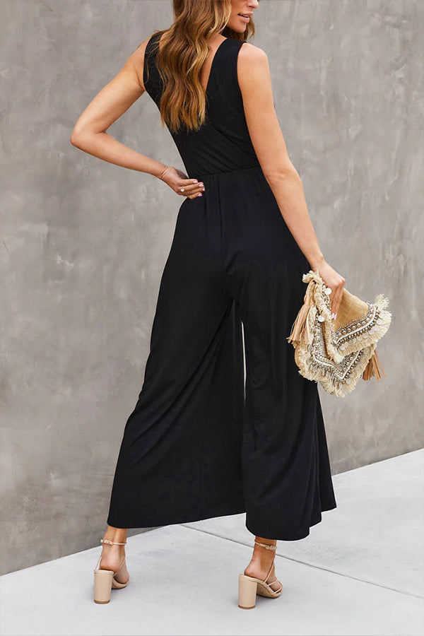 Elegantly Styled Trousers for Everyday Wear
