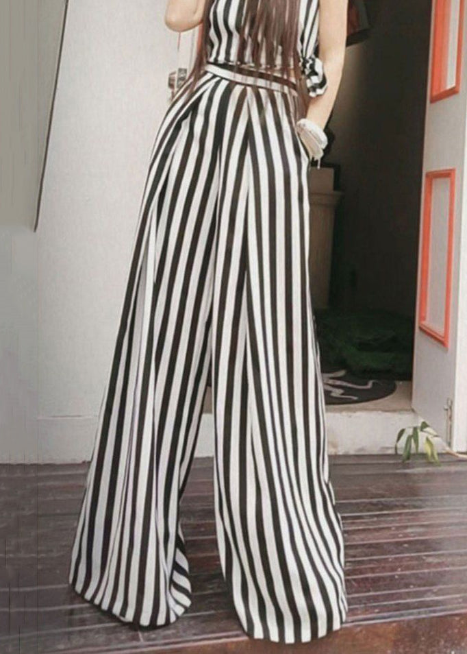 Well Tailored Pants with a Graceful Silhouette