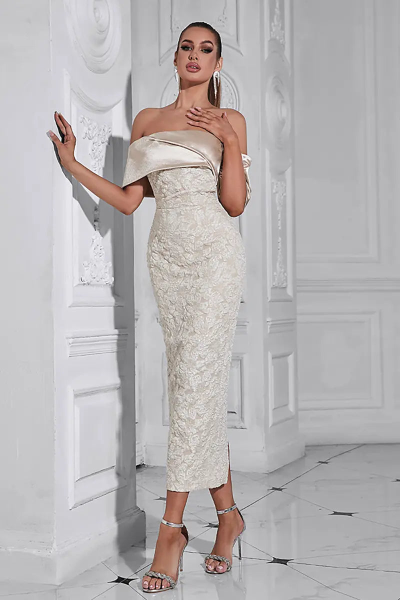 Beautifully Finished Garment in a Timeless Design