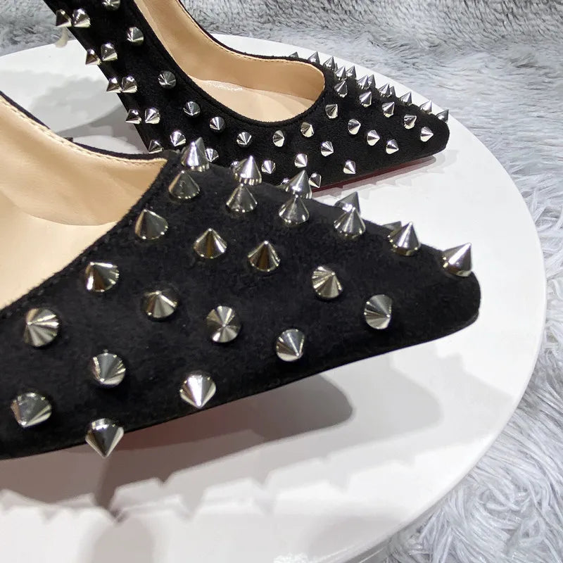 Classic Vintage Shoes with a Flattering Fit