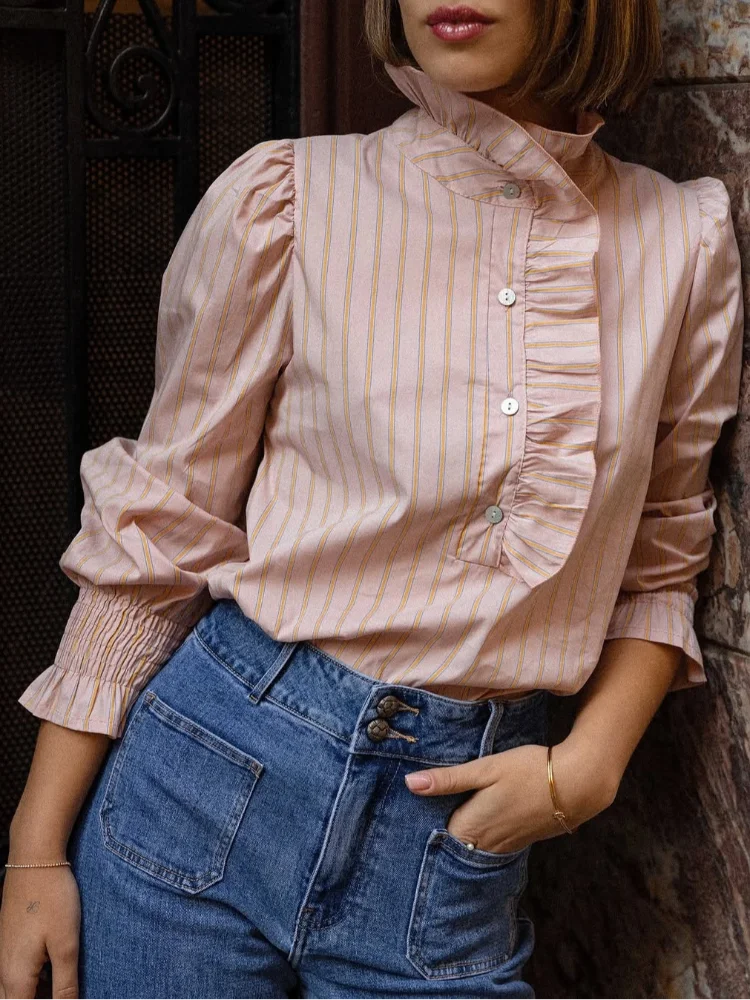 Gracefully Styled Blouse for Any Occasion