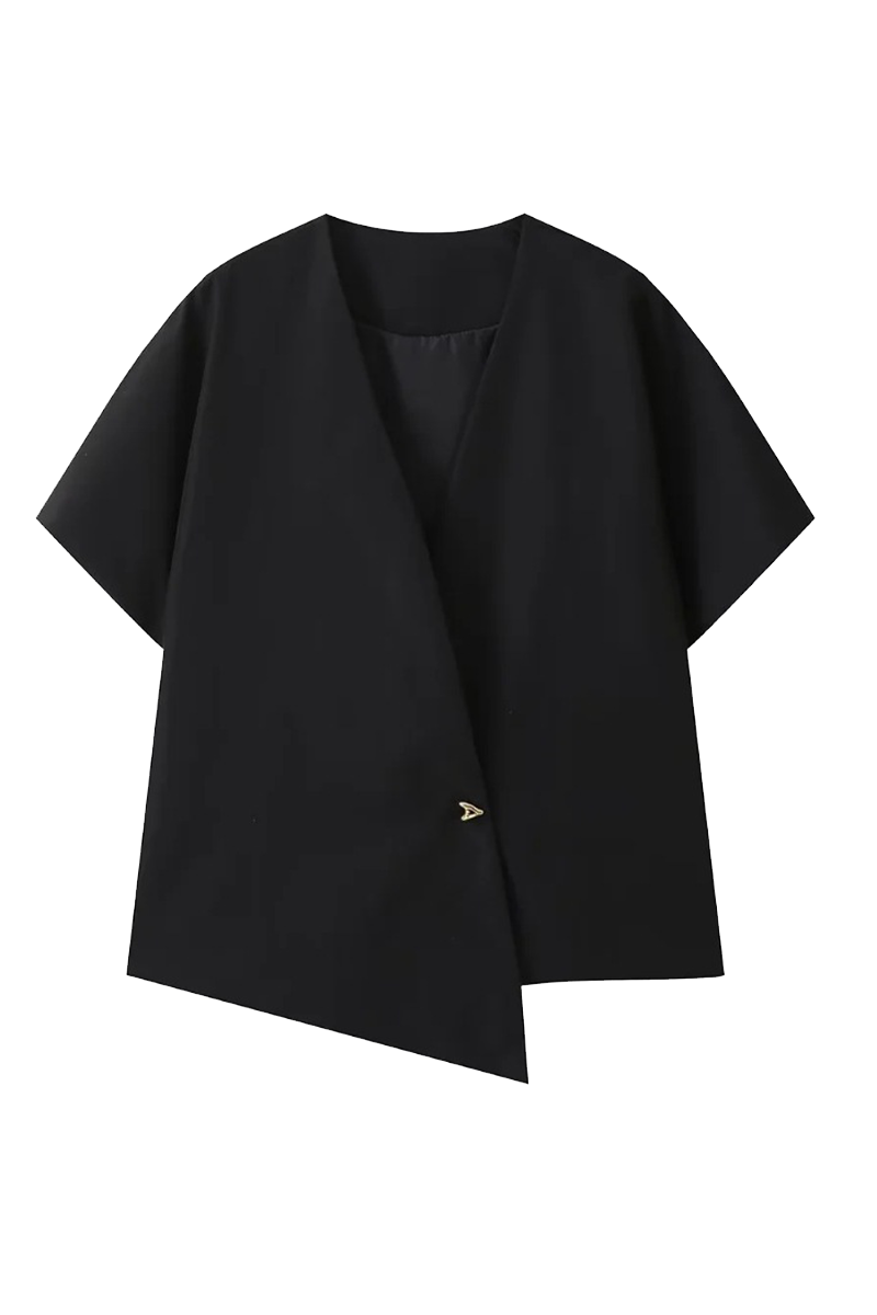 A Vintage Style Top with Delicate Timeless Details
