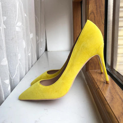 Polished Heels with an Effortless Classic Look