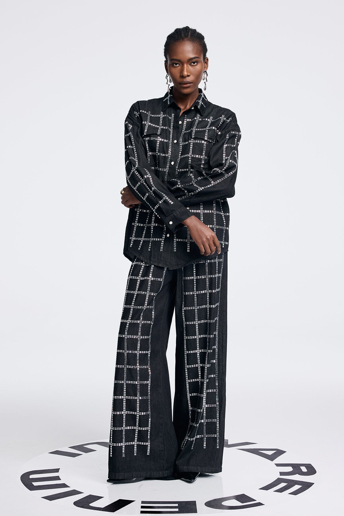 Effortlessly Elegant Shirt with a Timeless Design