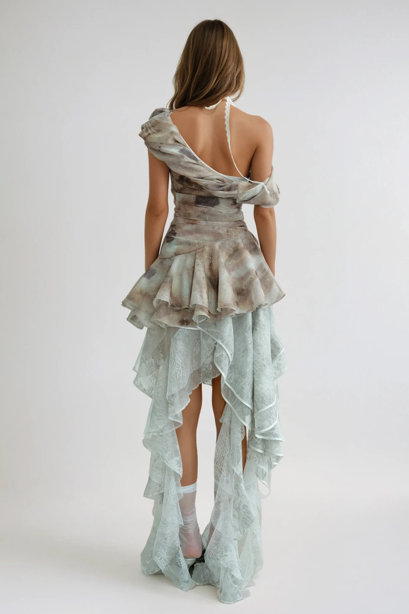 Classic Vintage & Enduringly Stylish Top