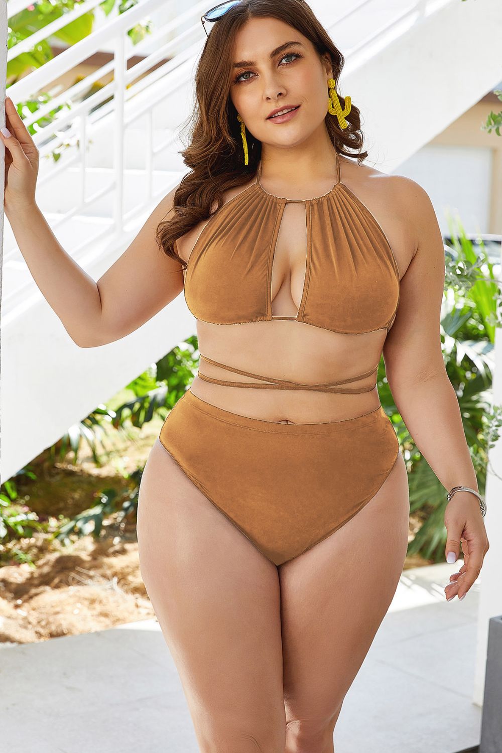 Effortlessly Elegant Bikini with a Timeless Design