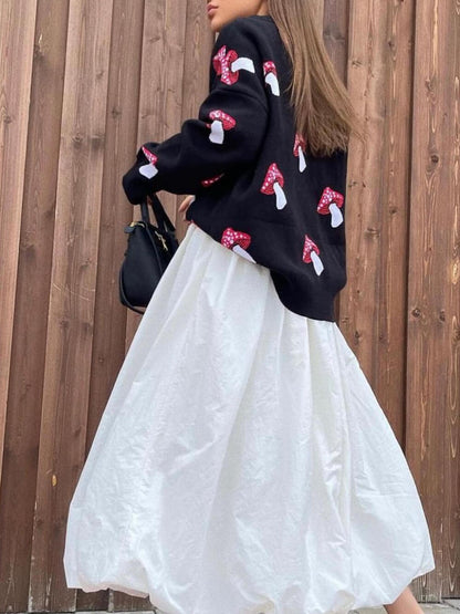 Effortlessly Elegant Sweater with a Timeless Design