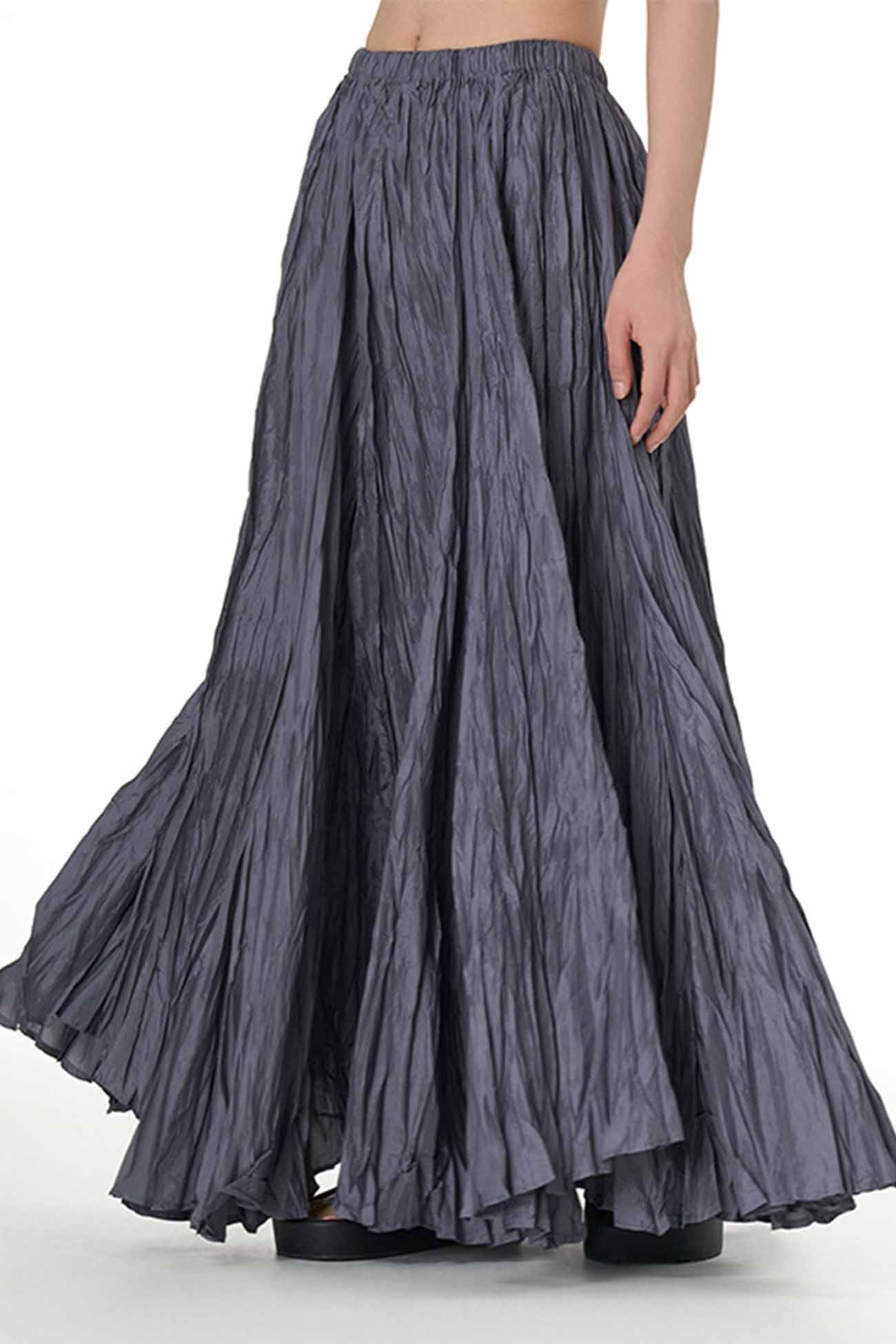 Gracefully Styled Garment for Any Occasion