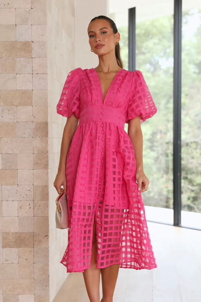 Classic Vintage Dress with a Flattering Fit