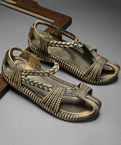 Effortlessly Elegant Sandals with a Timeless Design
