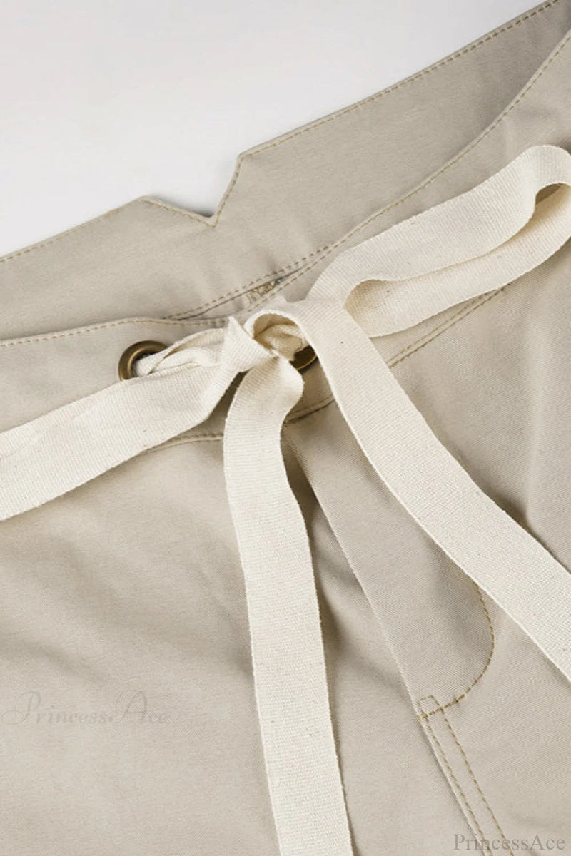 Well Tailored Pants with a Graceful Silhouette