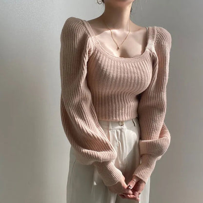 Well Tailored Sweater with a Graceful Silhouette