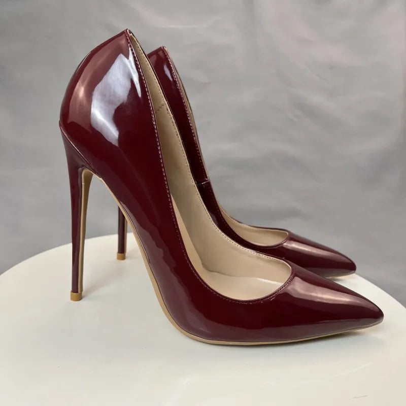 Well Tailored Heels with a Graceful Silhouette