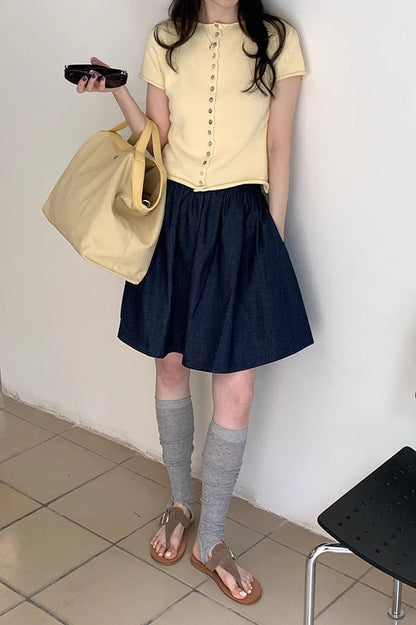 Sophisticated Garment with a Clean Classic Look