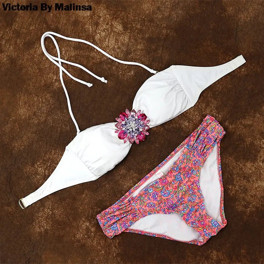 Well Tailored Bikini with a Graceful Silhouette