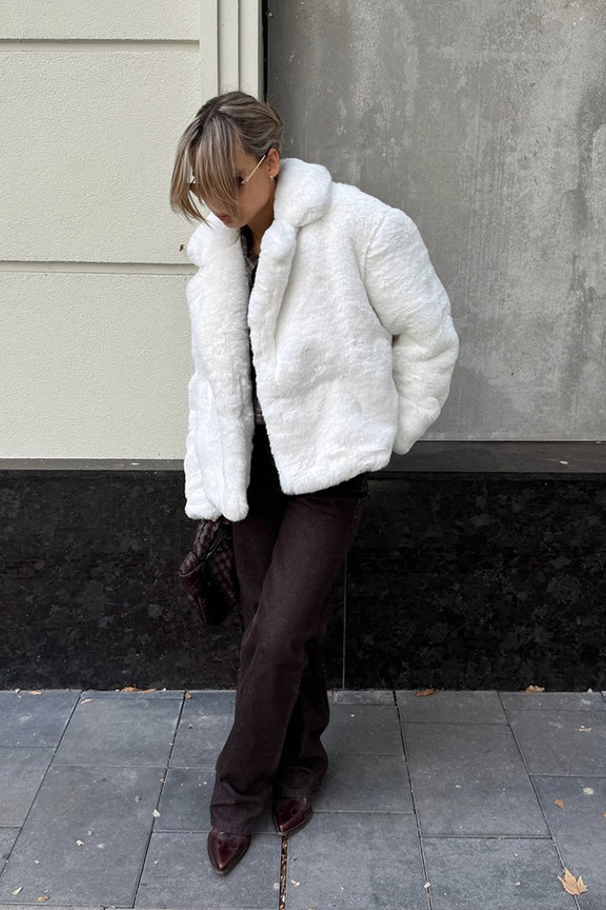 Sophisticated Coat with a Clean Classic Look