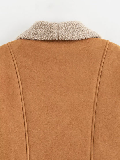 Elegantly Styled Jacket for Everyday Wear
