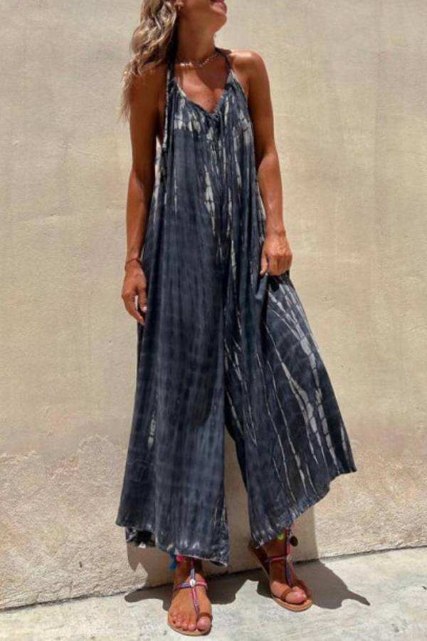Sophisticated Garment with a Clean Classic Look