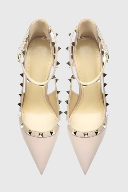 A Vintage Style Garment with Delicate Timeless Details
