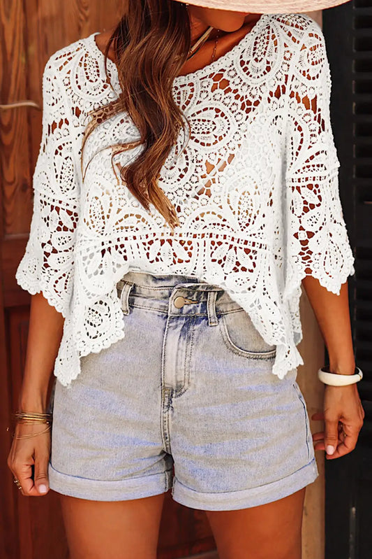 Well Tailored Blouse with a Graceful Silhouette