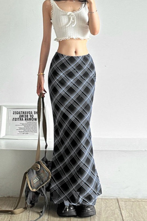 Sophisticated Garment with a Clean Classic Look