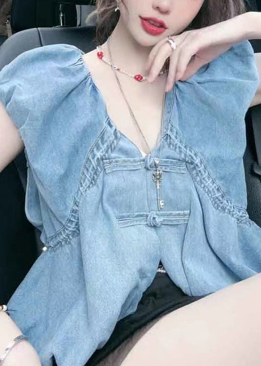 A Vintage Style Top with Delicate Timeless Details
