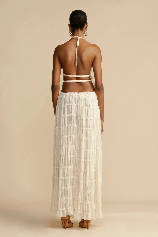 Well Tailored Garment with a Graceful Silhouette