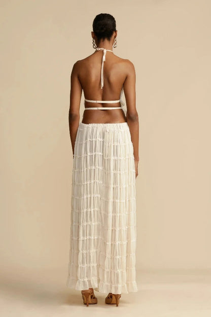 Well Tailored Garment with a Graceful Silhouette