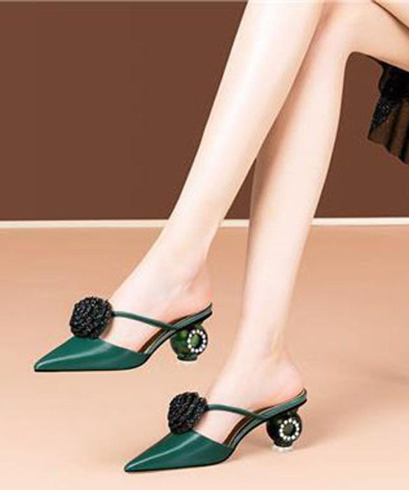 Classic Vintage Sandals with a Flattering Fit