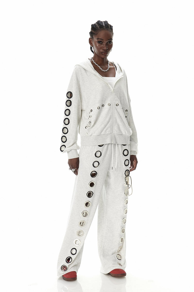 Effortlessly Elegant Pants with a Timeless Design