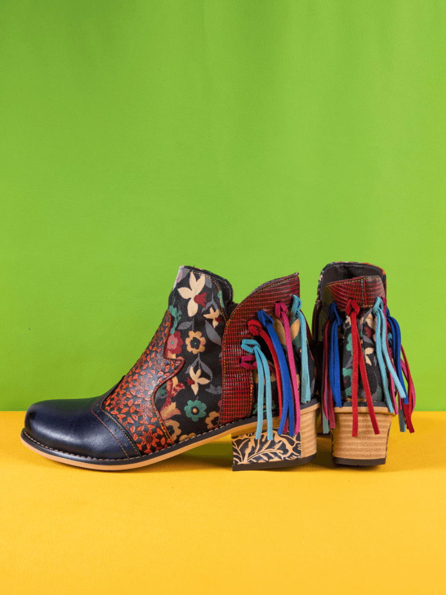 Well Tailored Boots with a Graceful Silhouette