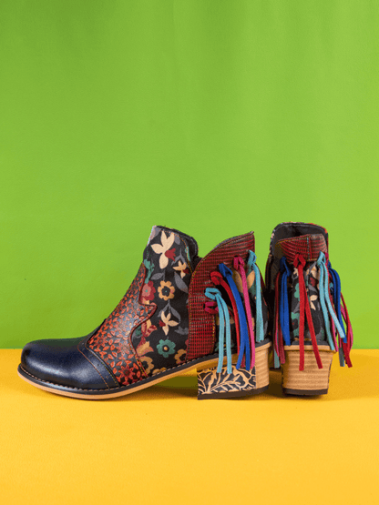 Well Tailored Boots with a Graceful Silhouette