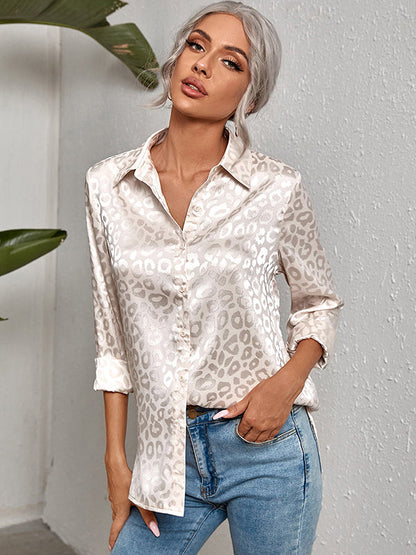 Beautifully Crafted Blouse in a Classic Style