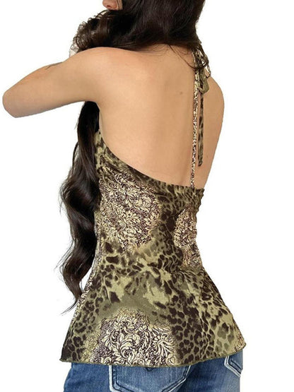 Classic Vintage Garment with a Flattering Fit
