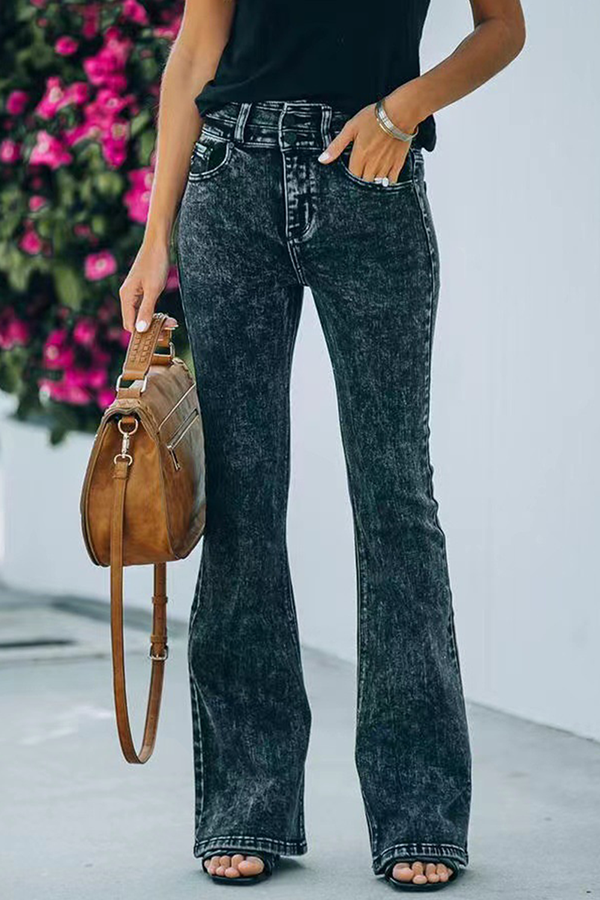 Beautifully Finished Pants in a Timeless Design