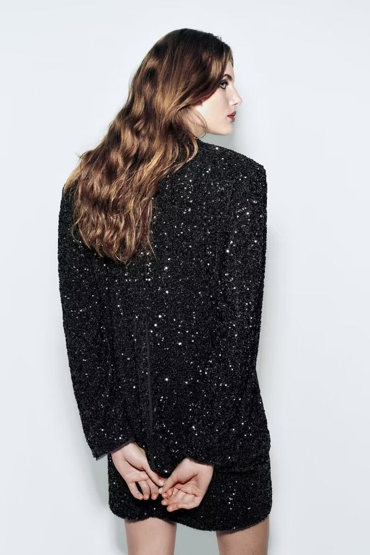 Beautifully Balanced Top with Timeless Character