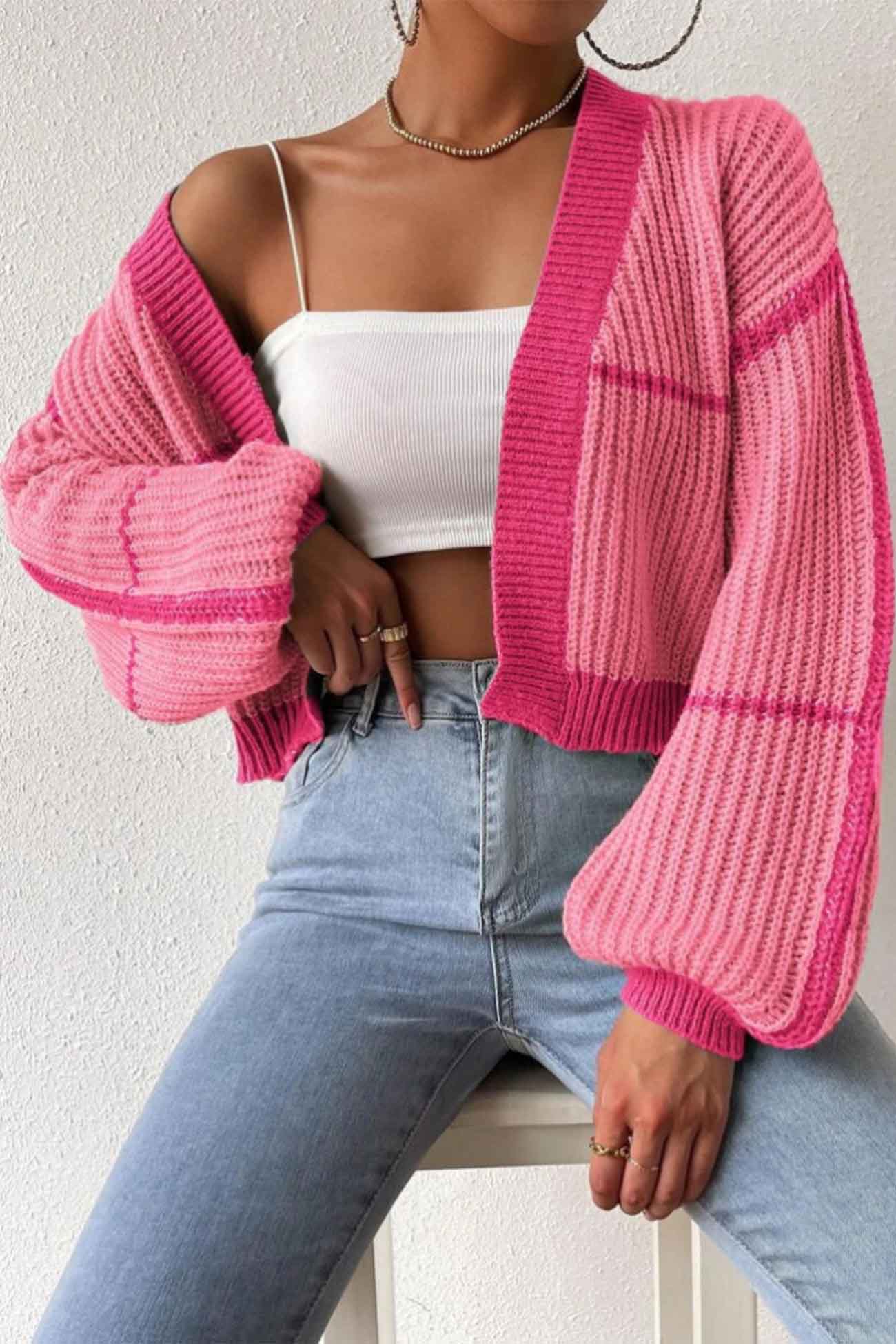 Well Tailored Cardigan with a Graceful Silhouette