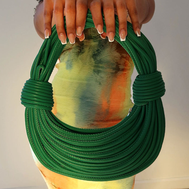 Effortlessly Elegant Bag with a Timeless Design