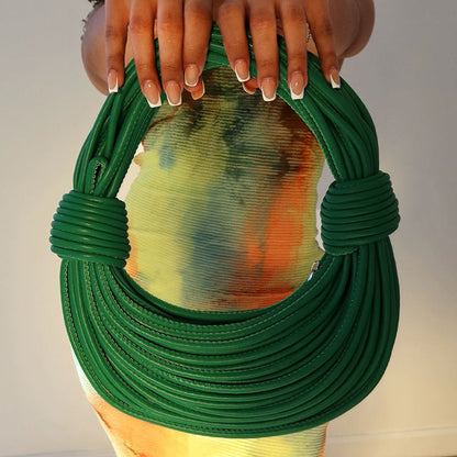 Effortlessly Elegant Bag with a Timeless Design
