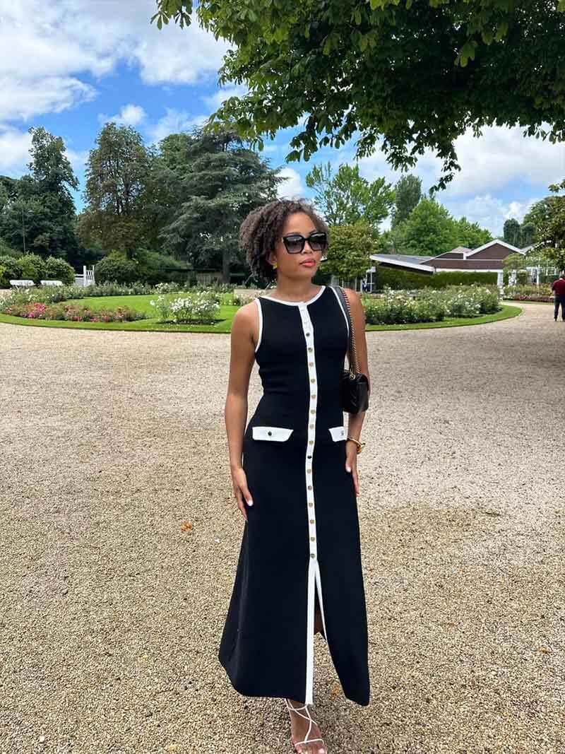Gracefully Styled Dress for Any Occasion