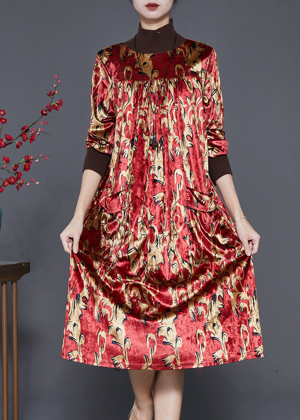 Well Tailored Dress with a Graceful Silhouette