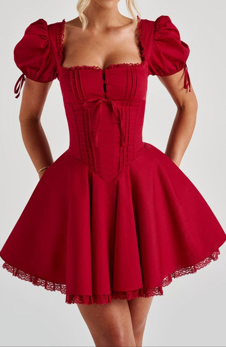 Classic Vintage Dress with a Flattering Fit