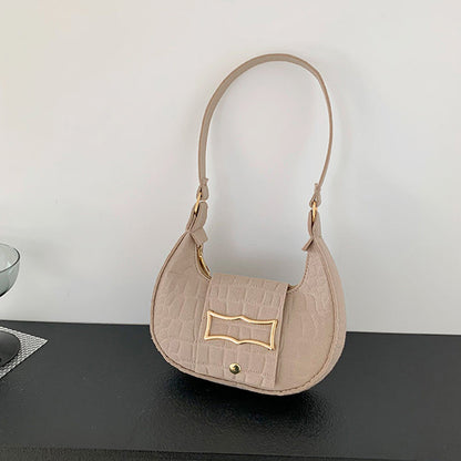 Sophisticated Bag with a Clean Classic Look