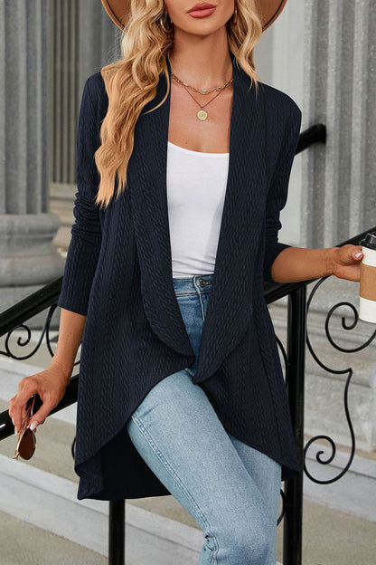 Well Tailored Top with a Graceful Silhouette