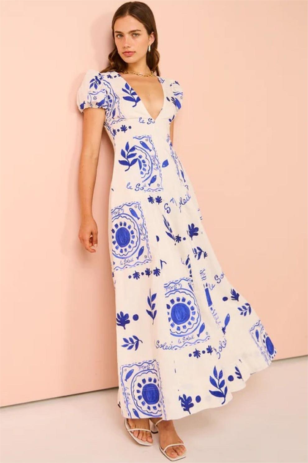 Gracefully Styled Dress for Any Occasion